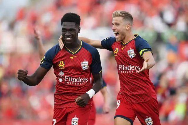 精选足篮专家：全网第1！六哥21连红还中足彩26万