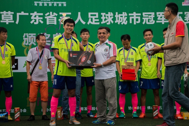 阿不都拟定保送上海体育大学上体 林葳北体大